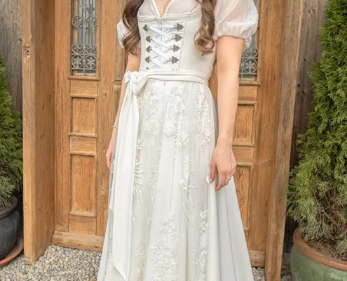 Brautkleid lang mit transpartenter Bluse