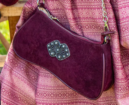 Trachtenhandtasche bordeaux