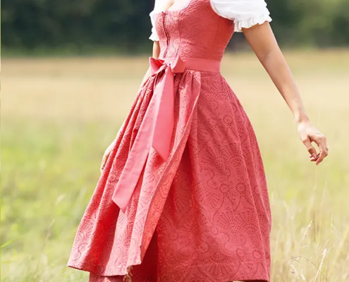 Marjo Dirndl Biberbach, Koralle Marjo Dirndl Biberbach, Koralle
