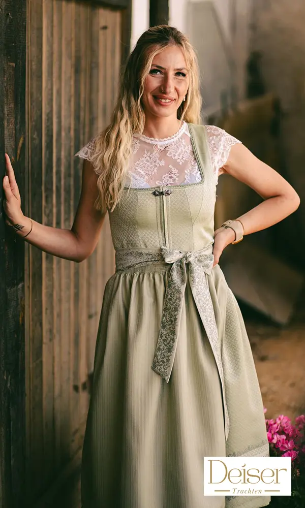 Deiser Tracht, Dirndl beige Deiser Tracht, Dirndl beige