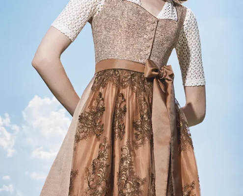 Krüger Madl, Dirndl bronze Krüger Madl, Dirndl bronze