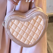 handtasche-herz-rose