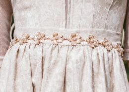 Dirndlkette mit Blumen, gold Dirndlkette mit Blumen, gold