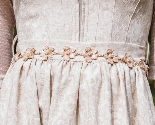 Dirndlkette mit Blumen, gold Dirndlkette mit Blumen, gold