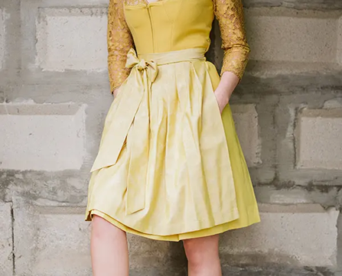 Dirndl gelb, Krüger Collection Dirndl gelb, Krüger Collection