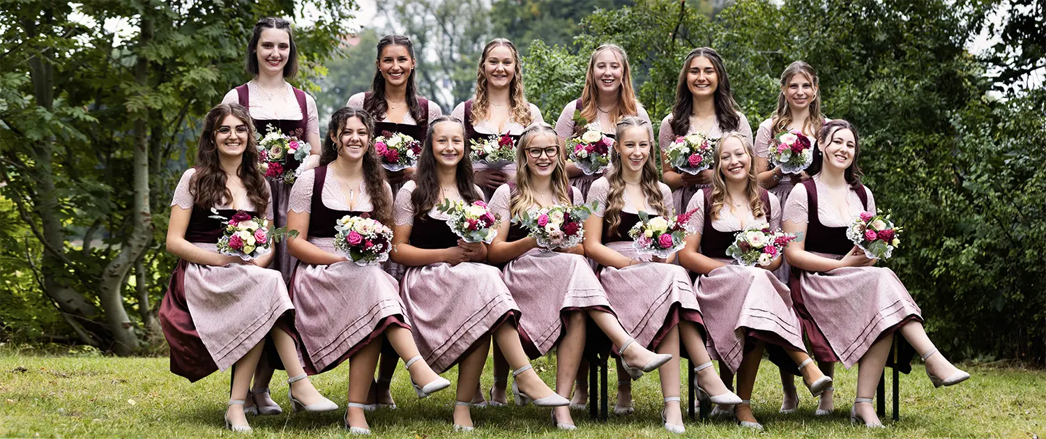 Festdamen FFW Gablingen Festdamen FFW Gablingen