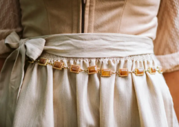 Dirndlkette bernsteinfarben Dirndlkette bernsteinfarben